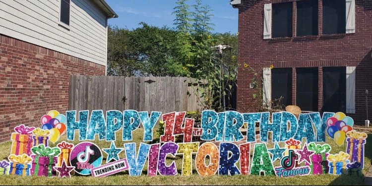 yard celebrations<br />
yard messages<br />
yard signs<br />
yard greetings